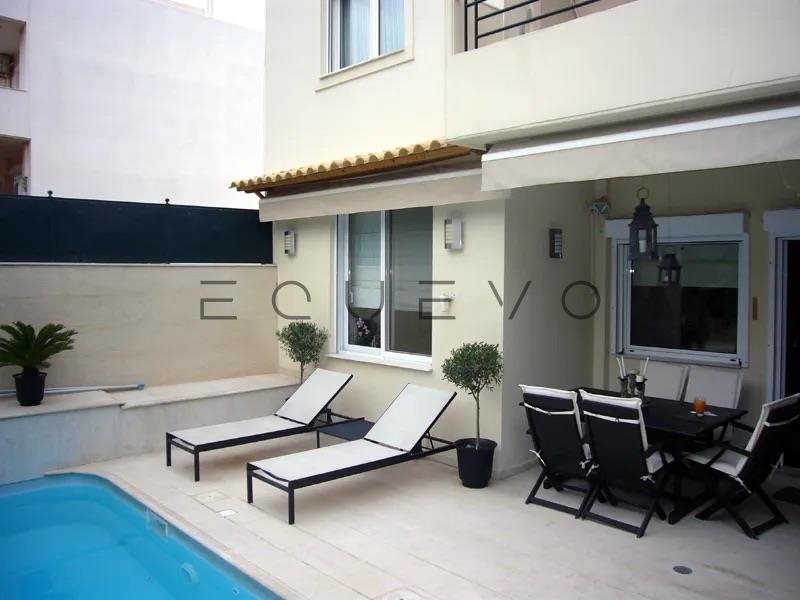 (For Sale) Residential Detached house || East Attica/Vari-Varkiza - 208 Sq.m, 3 Bedrooms, 530.000€ 