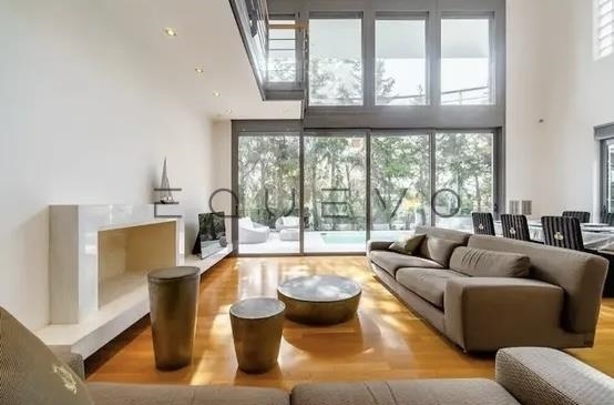 (For Sale) Residential Maisonette || Athens South/Glyfada - 320 Sq.m, 4 Bedrooms, 2.500.000€ 